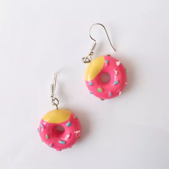 (3 Pairs) Sprinkle Donut Dangle Earrings 🍩 - Picture 4 of 4